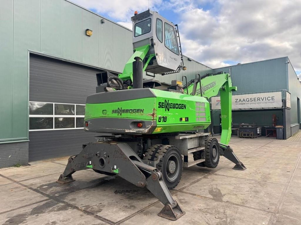 Sennebogen 818M - Materiaalinkäsittelykone: kuva Sennebogen 818M - Materiaalinkäsittelykone Sennebogen 818M - Materiaalinkäsittelykone: kuva Sennebogen 818M - Materiaalinkäsittelykone