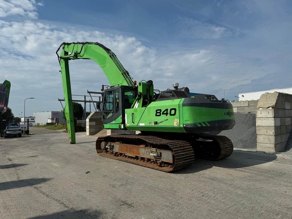 Sennebogen 840R - Materiaalinkäsittelykone: kuva Sennebogen 840R - Materiaalinkäsittelykone Sennebogen 840R - Materiaalinkäsittelykone: kuva Sennebogen 840R - Materiaalinkäsittelykone