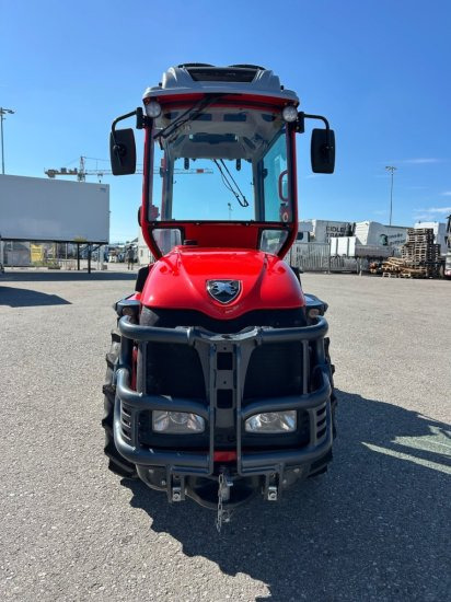 Antonio Carraro SRX 5800 TORA REDCAB, YANMAR; RADIO; KLIMA; RevGuide - Traktori: kuva Antonio Carraro SRX 5800 TORA REDCAB, YANMAR; RADIO; KLIMA; RevGuide - Traktori Antonio Carraro SRX 5800 TORA REDCAB, YANMAR; RADIO; KLIMA; RevGuide - Traktori: kuva Antonio Carraro SRX 5800 TORA REDCAB, YANMAR; RADIO; KLIMA; RevGuide - Traktori