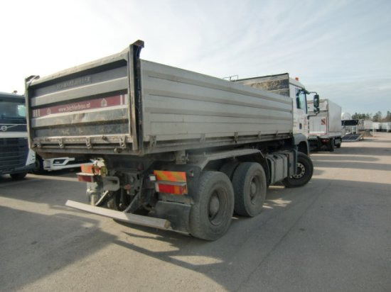 MAN TGA 26.360 6x4 Kipper, Manuel, E3 Schwarzmüller 3-Seitenkipper - Kippiauto kuorma-auto: kuva MAN TGA 26.360 6x4 Kipper, Manuel, E3 Schwarzmüller 3-Seitenkipper - Kippiauto kuorma-auto MAN TGA 26.360 6x4 Kipper, Manuel, E3 Schwarzmüller 3-Seitenkipper - Kippiauto kuorma-auto: kuva MAN TGA 26.360 6x4 Kipper, Manuel, E3 Schwarzmüller 3-Seitenkipper - Kippiauto kuorma-auto