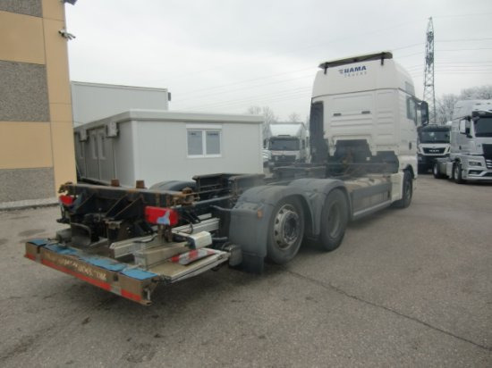 MAN TGX 26.460 XXL 6x2 Liftachse Euro 6 Unterfaltbühne - Konttialus/ Vaihtokuormatilat kuorma-auto: kuva MAN TGX 26.460 XXL 6x2 Liftachse Euro 6 Unterfaltbühne - Konttialus/ Vaihtokuormatilat kuorma-auto MAN TGX 26.460 XXL 6x2 Liftachse Euro 6 Unterfaltbühne - Konttialus/ Vaihtokuormatilat kuorma-auto: kuva MAN TGX 26.460 XXL 6x2 Liftachse Euro 6 Unterfaltbühne - Konttialus/ Vaihtokuormatilat kuorma-auto