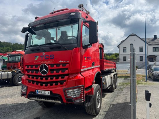 Mercedes-Benz AROCS 3552 963-2F Epsilon M100L86 Kran ? Leistungsstarker Holzladekran mit hoher Reichweite - Nosturiauto: kuva Mercedes-Benz AROCS 3552 963-2F Epsilon M100L86 Kran ? Leistungsstarker Holzladekran mit hoher Reichweite - Nosturiauto Mercedes-Benz AROCS 3552 963-2F Epsilon M100L86 Kran ? Leistungsstarker Holzladekran mit hoher Reichweite - Nosturiauto: kuva Mercedes-Benz AROCS 3552 963-2F Epsilon M100L86 Kran ? Leistungsstarker Holzladekran mit hoher Reichweite - Nosturiauto