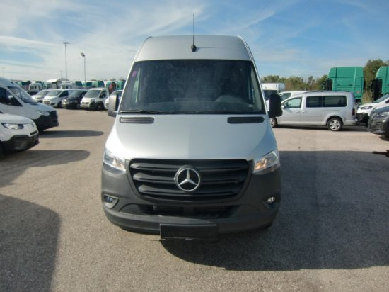 Mercedes-Benz Sprinter 319 CDI Standard, el.Schiebetür - Pakettiauto: kuva Mercedes-Benz Sprinter 319 CDI Standard, el.Schiebetür - Pakettiauto Mercedes-Benz Sprinter 319 CDI Standard, el.Schiebetür - Pakettiauto: kuva Mercedes-Benz Sprinter 319 CDI Standard, el.Schiebetür - Pakettiauto