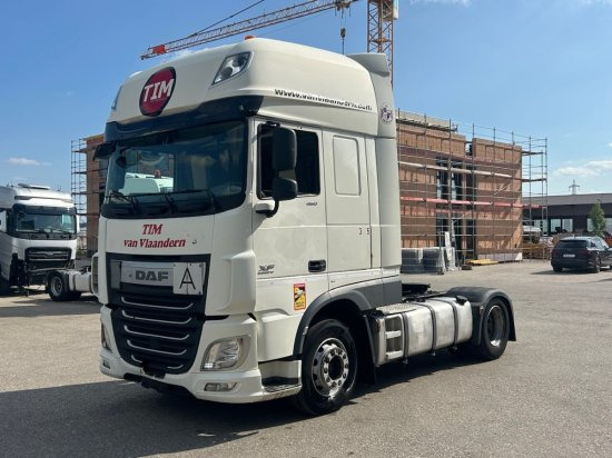DAF XF 460 FT SSC, Automatik, EURO6 - Vetopöytäauto: kuva DAF XF 460 FT SSC, Automatik, EURO6 - Vetopöytäauto DAF XF 460 FT SSC, Automatik, EURO6 - Vetopöytäauto: kuva DAF XF 460 FT SSC, Automatik, EURO6 - Vetopöytäauto