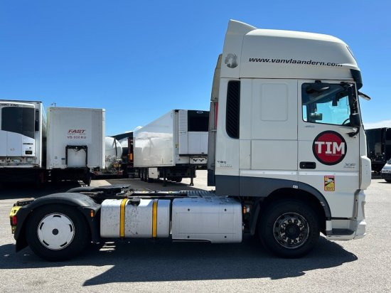 DAF XF 460 FT SSC, Automatik, EURO6 - Vetopöytäauto: kuva DAF XF 460 FT SSC, Automatik, EURO6 - Vetopöytäauto DAF XF 460 FT SSC, Automatik, EURO6 - Vetopöytäauto: kuva DAF XF 460 FT SSC, Automatik, EURO6 - Vetopöytäauto