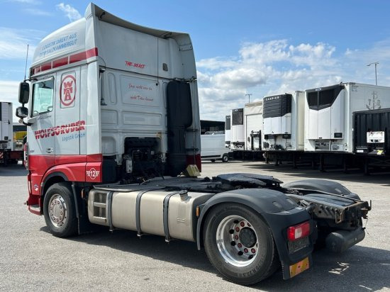 DAF XF 480 SSC, Automatik, EURO 6 Standklima, Alufelgen - Vetopöytäauto: kuva DAF XF 480 SSC, Automatik, EURO 6 Standklima, Alufelgen - Vetopöytäauto DAF XF 480 SSC, Automatik, EURO 6 Standklima, Alufelgen - Vetopöytäauto: kuva DAF XF 480 SSC, Automatik, EURO 6 Standklima, Alufelgen - Vetopöytäauto