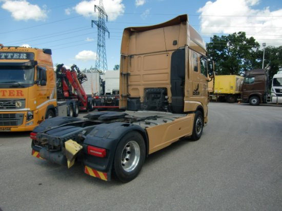 DAF XF 530 SSC Standklima, Retarder Hydraulik - Vetopöytäauto: kuva DAF XF 530 SSC Standklima, Retarder Hydraulik - Vetopöytäauto DAF XF 530 SSC Standklima, Retarder Hydraulik - Vetopöytäauto: kuva DAF XF 530 SSC Standklima, Retarder Hydraulik - Vetopöytäauto