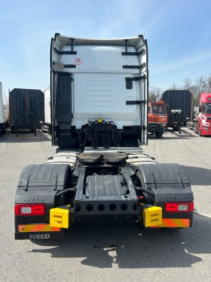 Iveco S-Way 460 Automatik AS440ST/FP, Retader - Vetopöytäauto: kuva Iveco S-Way 460 Automatik AS440ST/FP, Retader - Vetopöytäauto Iveco S-Way 460 Automatik AS440ST/FP, Retader - Vetopöytäauto: kuva Iveco S-Way 460 Automatik AS440ST/FP, Retader - Vetopöytäauto
