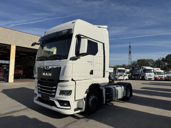 MAN TGX 18.470 BLS, New Model, EURO 6, Intarder, - Vetopöytäauto: kuva MAN TGX 18.470 BLS, New Model, EURO 6, Intarder, - Vetopöytäauto MAN TGX 18.470 BLS, New Model, EURO 6, Intarder, - Vetopöytäauto: kuva MAN TGX 18.470 BLS, New Model, EURO 6, Intarder, - Vetopöytäauto