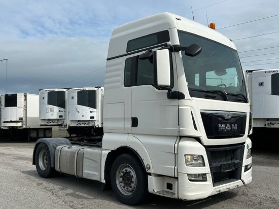 MAN TGX 18.480 XXL, Automatik, Intarder, Kipphydraulik - Vetopöytäauto: kuva MAN TGX 18.480 XXL, Automatik, Intarder, Kipphydraulik - Vetopöytäauto MAN TGX 18.480 XXL, Automatik, Intarder, Kipphydraulik - Vetopöytäauto: kuva MAN TGX 18.480 XXL, Automatik, Intarder, Kipphydraulik - Vetopöytäauto