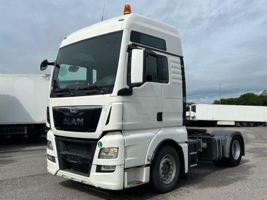 MAN TGX 18.480 XXL, Automatik, Intarder, Kipphydraulik - Vetopöytäauto: kuva MAN TGX 18.480 XXL, Automatik, Intarder, Kipphydraulik - Vetopöytäauto MAN TGX 18.480 XXL, Automatik, Intarder, Kipphydraulik - Vetopöytäauto: kuva MAN TGX 18.480 XXL, Automatik, Intarder, Kipphydraulik - Vetopöytäauto