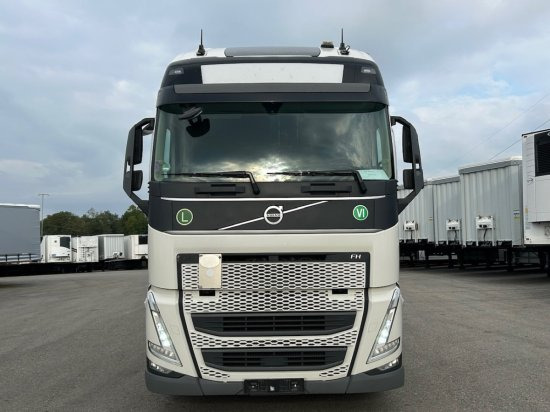 Volvo FH 500 E6, Low Deck, I-Shift, Voll-Luft, Standklima - Vetopöytäauto: kuva Volvo FH 500 E6, Low Deck, I-Shift, Voll-Luft, Standklima - Vetopöytäauto Volvo FH 500 E6, Low Deck, I-Shift, Voll-Luft, Standklima - Vetopöytäauto: kuva Volvo FH 500 E6, Low Deck, I-Shift, Voll-Luft, Standklima - Vetopöytäauto