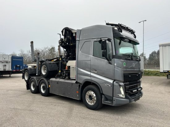 Volvo FH 16 650 6x4 Langholzzug + Doll M2K-9L Nachläufer mit Palfinger Epsilon S260C96, I-Shift, Retarder, - Puuauto, Nosturiauto: kuva Volvo FH 16 650 6x4 Langholzzug + Doll M2K-9L Nachläufer mit Palfinger Epsilon S260C96, I-Shift, Retarder, - Puuauto, Nosturiauto Volvo FH 16 650 6x4 Langholzzug + Doll M2K-9L Nachläufer mit Palfinger Epsilon S260C96, I-Shift, Retarder, - Puuauto, Nosturiauto: kuva Volvo FH 16 650 6x4 Langholzzug + Doll M2K-9L Nachläufer mit Palfinger Epsilon S260C96, I-Shift, Retarder, - Puuauto, Nosturiauto