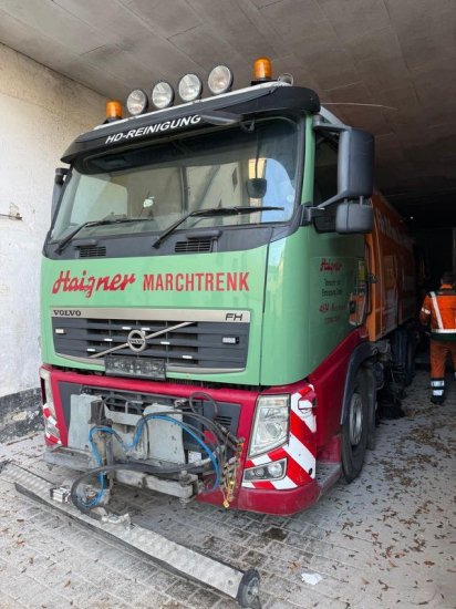 Volvo Roto Hochdruck Kehrmaschine 300 Bar, Beam A/S ,Voll Funktionstüchtig - Lakaisuauto: kuva Volvo Roto Hochdruck Kehrmaschine 300 Bar, Beam A/S ,Voll Funktionstüchtig - Lakaisuauto Volvo Roto Hochdruck Kehrmaschine 300 Bar, Beam A/S ,Voll Funktionstüchtig - Lakaisuauto: kuva Volvo Roto Hochdruck Kehrmaschine 300 Bar, Beam A/S ,Voll Funktionstüchtig - Lakaisuauto