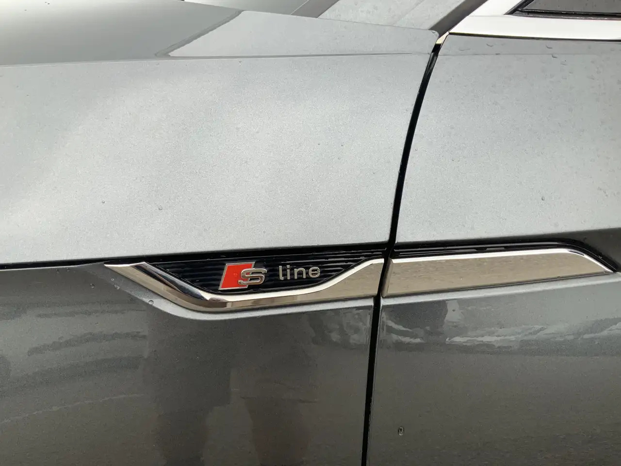 Audi A5 Sportback 2.0 TFSI g-tron Sport 2 x S-line edition - Viistoperä: kuva Audi A5 Sportback 2.0 TFSI g-tron Sport 2 x S-line edition - Viistoperä Audi A5 Sportback 2.0 TFSI g-tron Sport 2 x S-line edition - Viistoperä: kuva Audi A5 Sportback 2.0 TFSI g-tron Sport 2 x S-line edition - Viistoperä