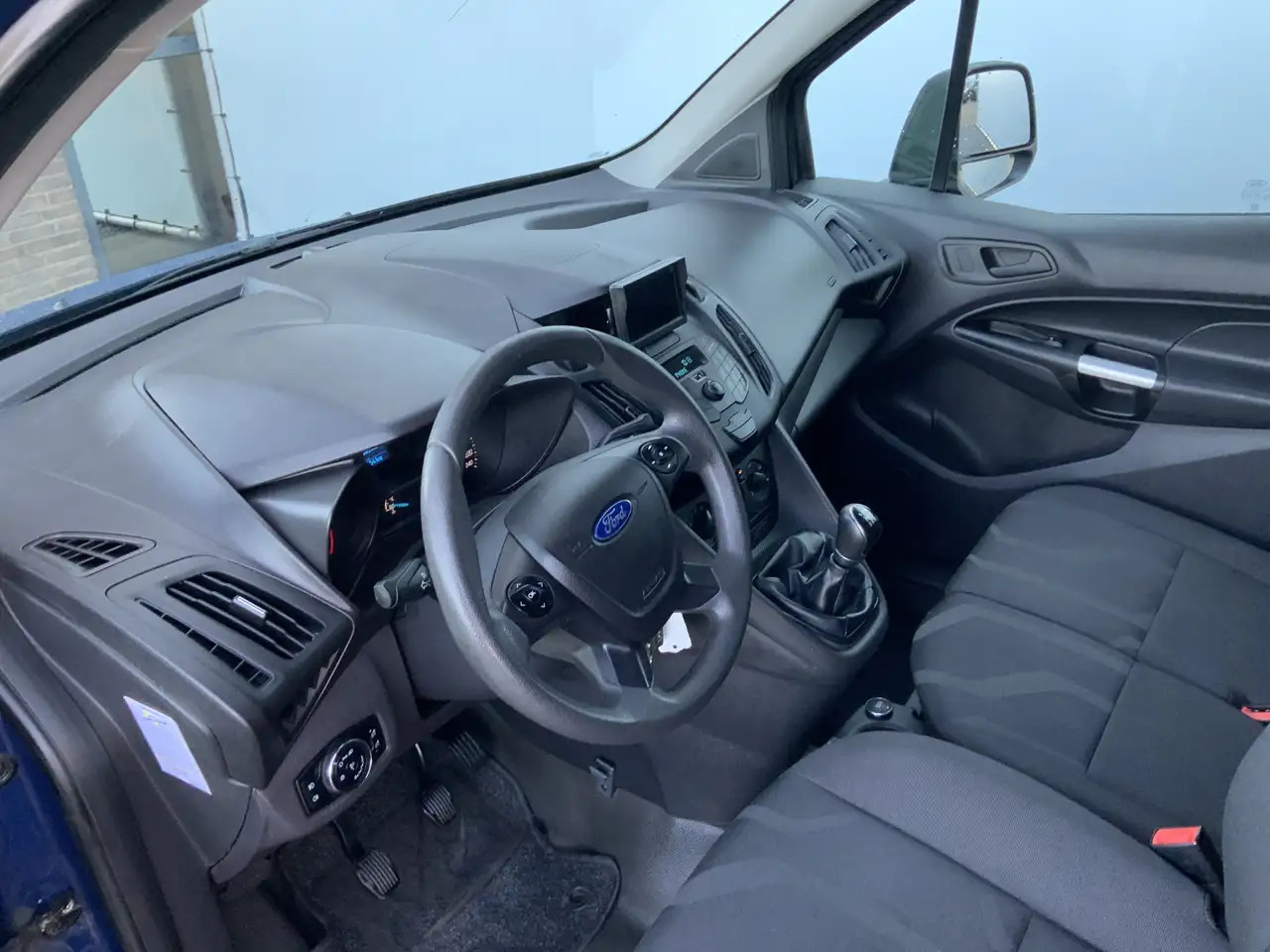 Ford Transit Connect 1.5 TDCI L1 Trend Airco Cruise Trekhaak 1200 kg Eu - Pieni pakettiauto: kuva Ford Transit Connect 1.5 TDCI L1 Trend Airco Cruise Trekhaak 1200 kg Eu - Pieni pakettiauto Ford Transit Connect 1.5 TDCI L1 Trend Airco Cruise Trekhaak 1200 kg Eu - Pieni pakettiauto: kuva Ford Transit Connect 1.5 TDCI L1 Trend Airco Cruise Trekhaak 1200 kg Eu - Pieni pakettiauto
