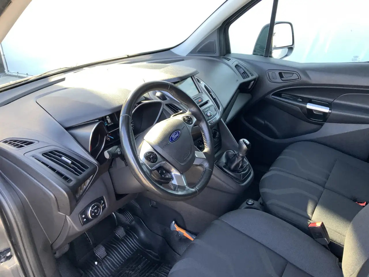 Ford Transit Connect 1.5 TDCI L2 Trend Airco Cruise 3 Zits DakDragers C - Pakettiauto: kuva Ford Transit Connect 1.5 TDCI L2 Trend Airco Cruise 3 Zits DakDragers C - Pakettiauto Ford Transit Connect 1.5 TDCI L2 Trend Airco Cruise 3 Zits DakDragers C - Pakettiauto: kuva Ford Transit Connect 1.5 TDCI L2 Trend Airco Cruise 3 Zits DakDragers C - Pakettiauto