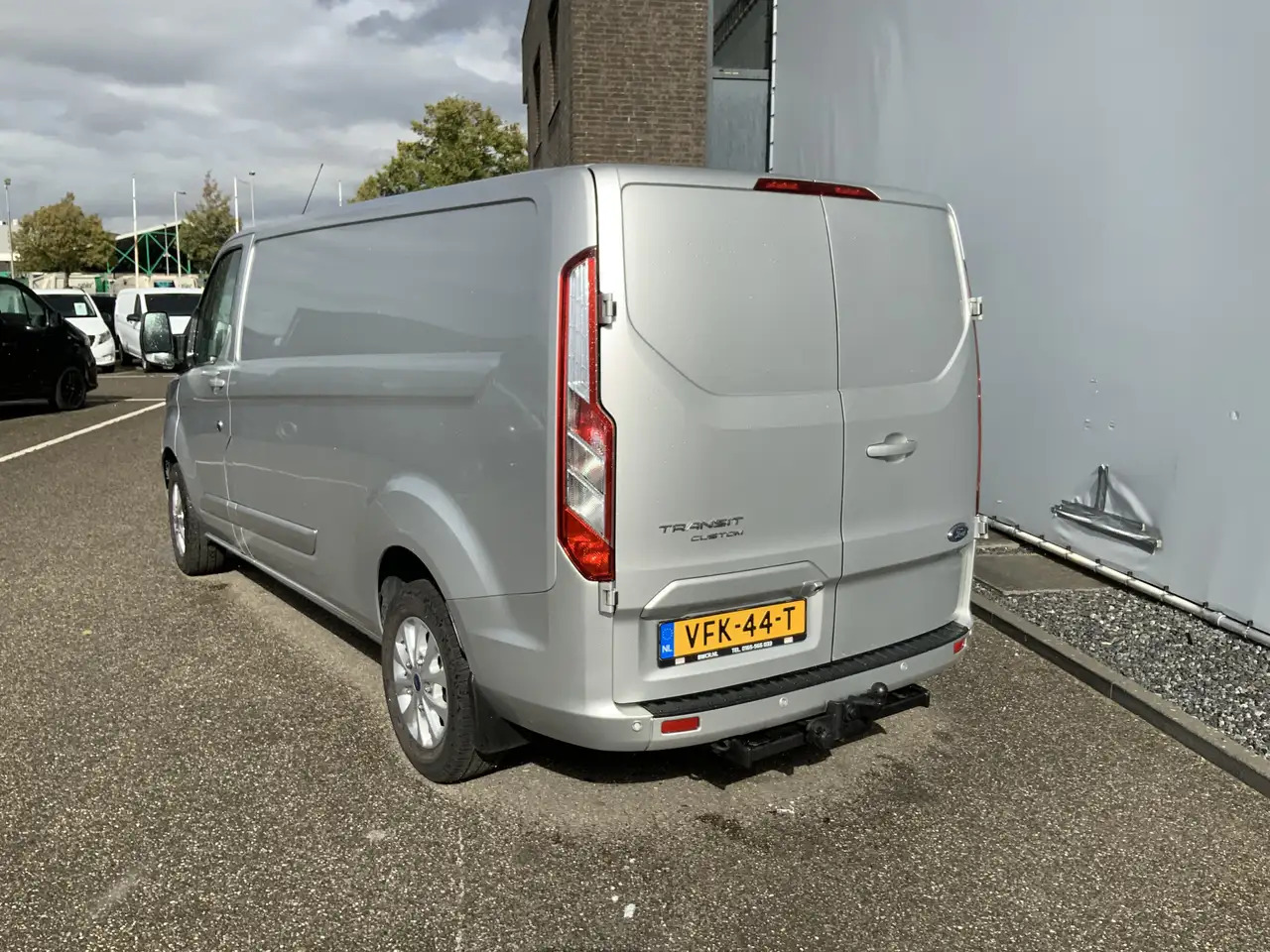 Ford Transit Custom 300 2.0 TDCI (MOTOR DEFECT!!) L2H2 Airco Navi 3 Zi - Pakettiauto: kuva Ford Transit Custom 300 2.0 TDCI (MOTOR DEFECT!!) L2H2 Airco Navi 3 Zi - Pakettiauto Ford Transit Custom 300 2.0 TDCI (MOTOR DEFECT!!) L2H2 Airco Navi 3 Zi - Pakettiauto: kuva Ford Transit Custom 300 2.0 TDCI (MOTOR DEFECT!!) L2H2 Airco Navi 3 Zi - Pakettiauto
