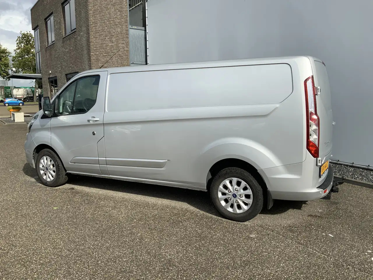 Ford Transit Custom 300 2.0 TDCI (MOTOR DEFECT!!) L2H2 Airco Navi 3 Zi - Pakettiauto: kuva Ford Transit Custom 300 2.0 TDCI (MOTOR DEFECT!!) L2H2 Airco Navi 3 Zi - Pakettiauto Ford Transit Custom 300 2.0 TDCI (MOTOR DEFECT!!) L2H2 Airco Navi 3 Zi - Pakettiauto: kuva Ford Transit Custom 300 2.0 TDCI (MOTOR DEFECT!!) L2H2 Airco Navi 3 Zi - Pakettiauto