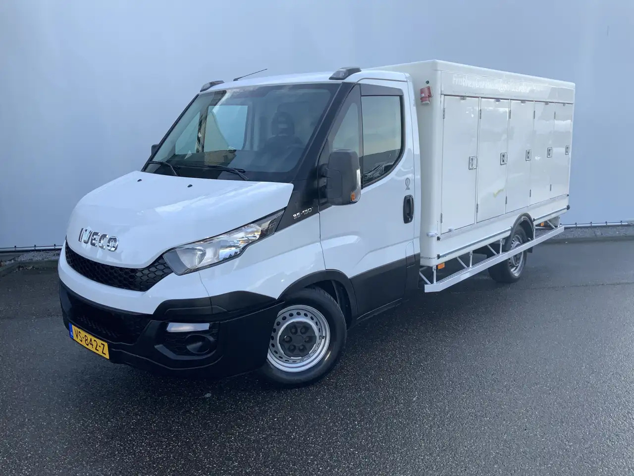 Iveco Daily 35S13 2.3 345 IJswagen -0.40 gr 10 deuren Euro 5 B - Kylmäauto: kuva Iveco Daily 35S13 2.3 345 IJswagen -0.40 gr 10 deuren Euro 5 B - Kylmäauto Iveco Daily 35S13 2.3 345 IJswagen -0.40 gr 10 deuren Euro 5 B - Kylmäauto: kuva Iveco Daily 35S13 2.3 345 IJswagen -0.40 gr 10 deuren Euro 5 B - Kylmäauto