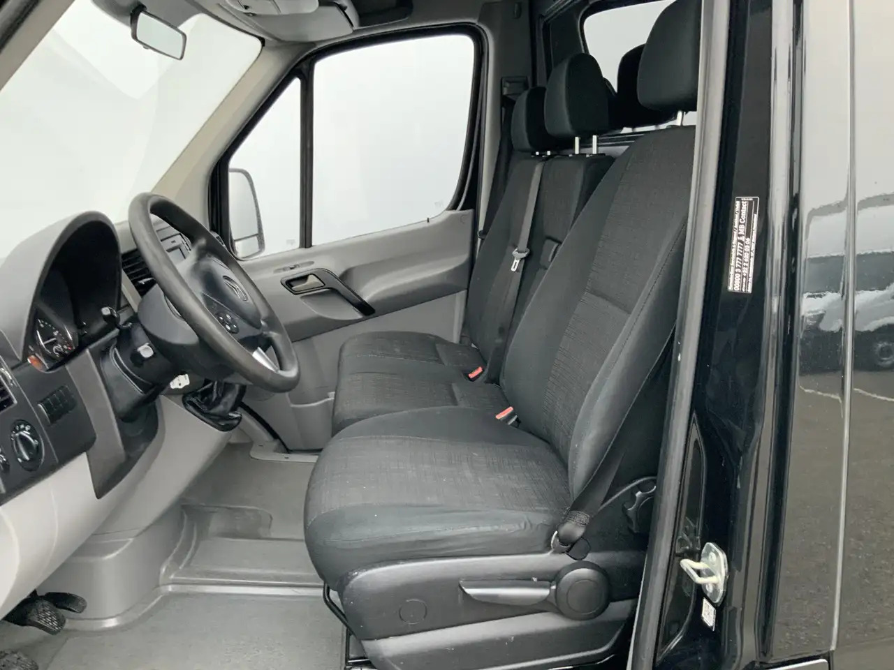 Mercedes-Benz Sprinter 314 2.2 CDI 366 L2H2 Airco 3 Zits Trekhaak 2000 kg - Pakettiauto: kuva Mercedes-Benz Sprinter 314 2.2 CDI 366 L2H2 Airco 3 Zits Trekhaak 2000 kg - Pakettiauto Mercedes-Benz Sprinter 314 2.2 CDI 366 L2H2 Airco 3 Zits Trekhaak 2000 kg - Pakettiauto: kuva Mercedes-Benz Sprinter 314 2.2 CDI 366 L2H2 Airco 3 Zits Trekhaak 2000 kg - Pakettiauto