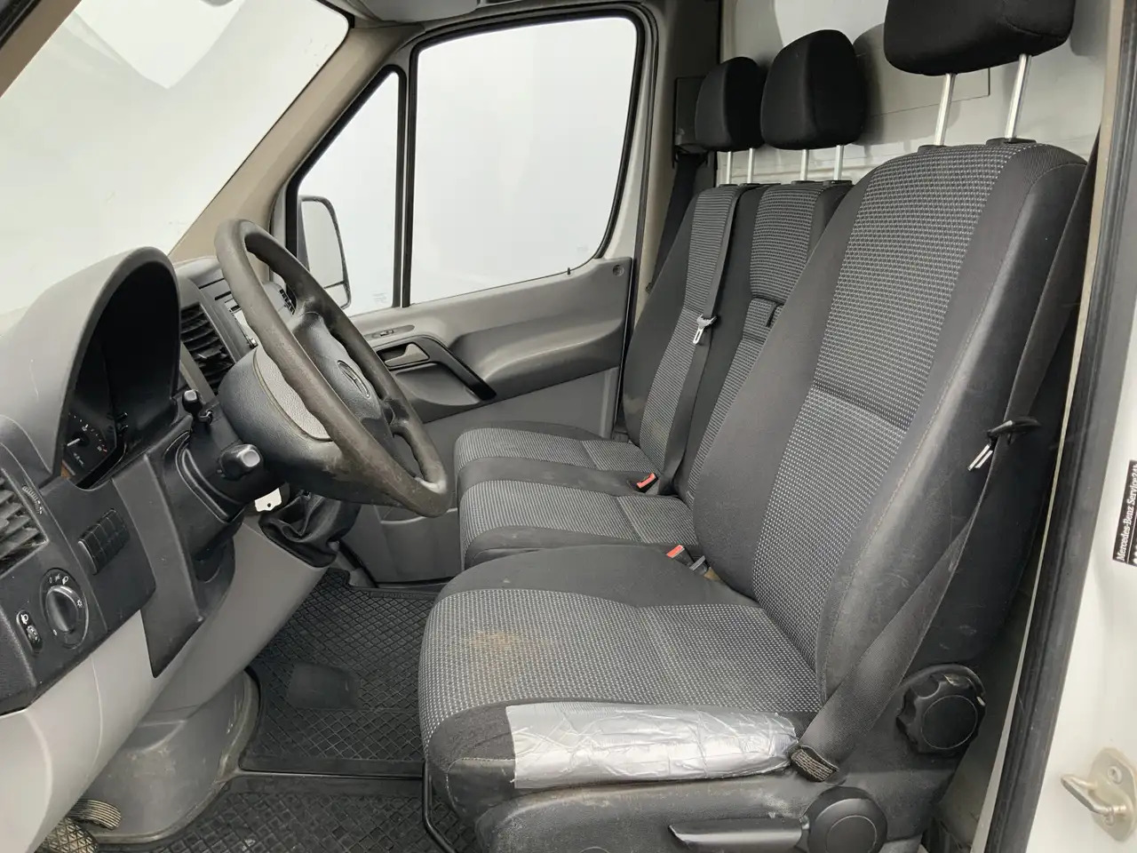 Mercedes-Benz Sprinter 513 2.2 CDI 432 Meubelbak & Deuren 3 Zits Cruise T - Jakeluauto: kuva Mercedes-Benz Sprinter 513 2.2 CDI 432 Meubelbak & Deuren 3 Zits Cruise T - Jakeluauto Mercedes-Benz Sprinter 513 2.2 CDI 432 Meubelbak & Deuren 3 Zits Cruise T - Jakeluauto: kuva Mercedes-Benz Sprinter 513 2.2 CDI 432 Meubelbak & Deuren 3 Zits Cruise T - Jakeluauto