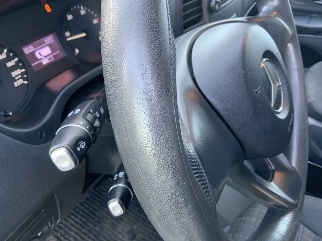 Mercedes-Benz Vito 114 CDI Airco Cruise Euro 5 - Pakettiauto: kuva Mercedes-Benz Vito 114 CDI Airco Cruise Euro 5 - Pakettiauto Mercedes-Benz Vito 114 CDI Airco Cruise Euro 5 - Pakettiauto: kuva Mercedes-Benz Vito 114 CDI Airco Cruise Euro 5 - Pakettiauto