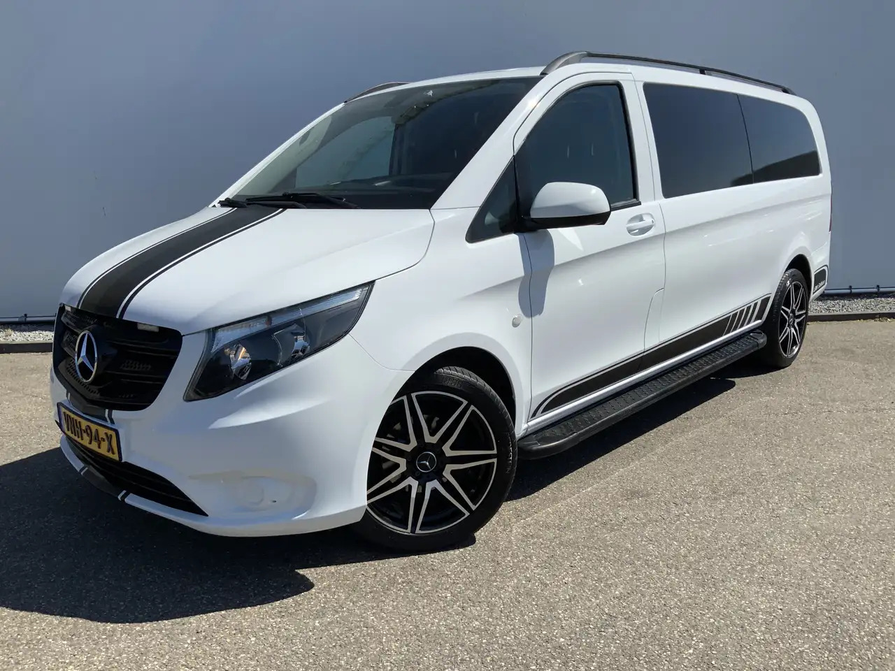 Mercedes-Benz Vito Tourer XL 114 CDI Autom. Airco Cruise Camera Alu V - Pakettiauto: kuva Mercedes-Benz Vito Tourer XL 114 CDI Autom. Airco Cruise Camera Alu V - Pakettiauto Mercedes-Benz Vito Tourer XL 114 CDI Autom. Airco Cruise Camera Alu V - Pakettiauto: kuva Mercedes-Benz Vito Tourer XL 114 CDI Autom. Airco Cruise Camera Alu V - Pakettiauto