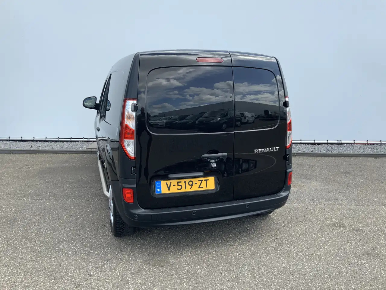 Renault Kangoo 1.5 dCi 90 Energy Comfort Plus .Sortimo Kasten Com - Pieni pakettiauto: kuva Renault Kangoo 1.5 dCi 90 Energy Comfort Plus .Sortimo Kasten Com - Pieni pakettiauto Renault Kangoo 1.5 dCi 90 Energy Comfort Plus .Sortimo Kasten Com - Pieni pakettiauto: kuva Renault Kangoo 1.5 dCi 90 Energy Comfort Plus .Sortimo Kasten Com - Pieni pakettiauto