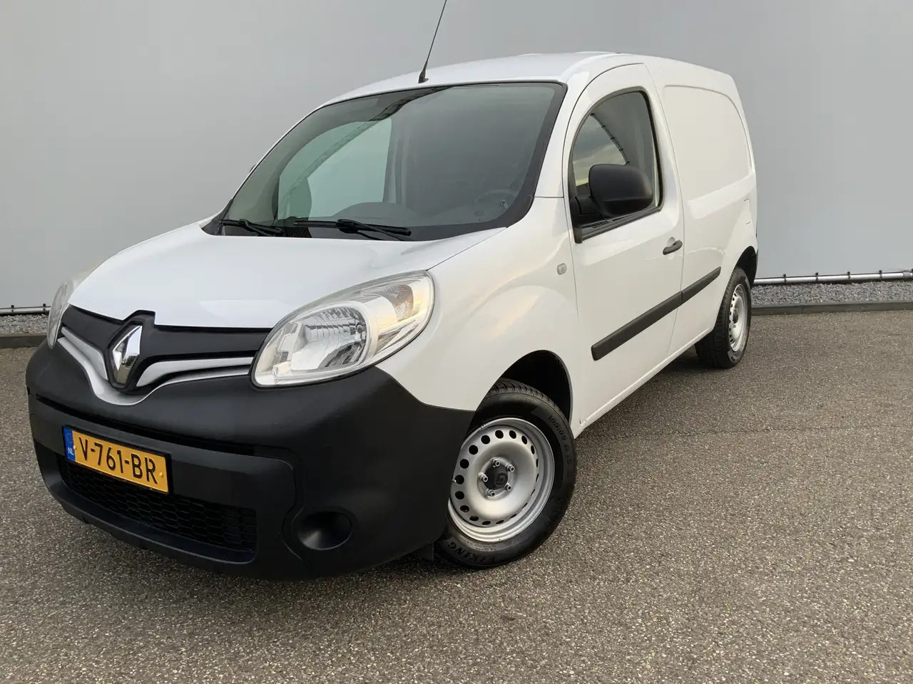 Renault Kangoo 1.5 dCi 90 Energy Luxe Airco Cruise Euro 6 - Pieni pakettiauto: kuva Renault Kangoo 1.5 dCi 90 Energy Luxe Airco Cruise Euro 6 - Pieni pakettiauto Renault Kangoo 1.5 dCi 90 Energy Luxe Airco Cruise Euro 6 - Pieni pakettiauto: kuva Renault Kangoo 1.5 dCi 90 Energy Luxe Airco Cruise Euro 6 - Pieni pakettiauto