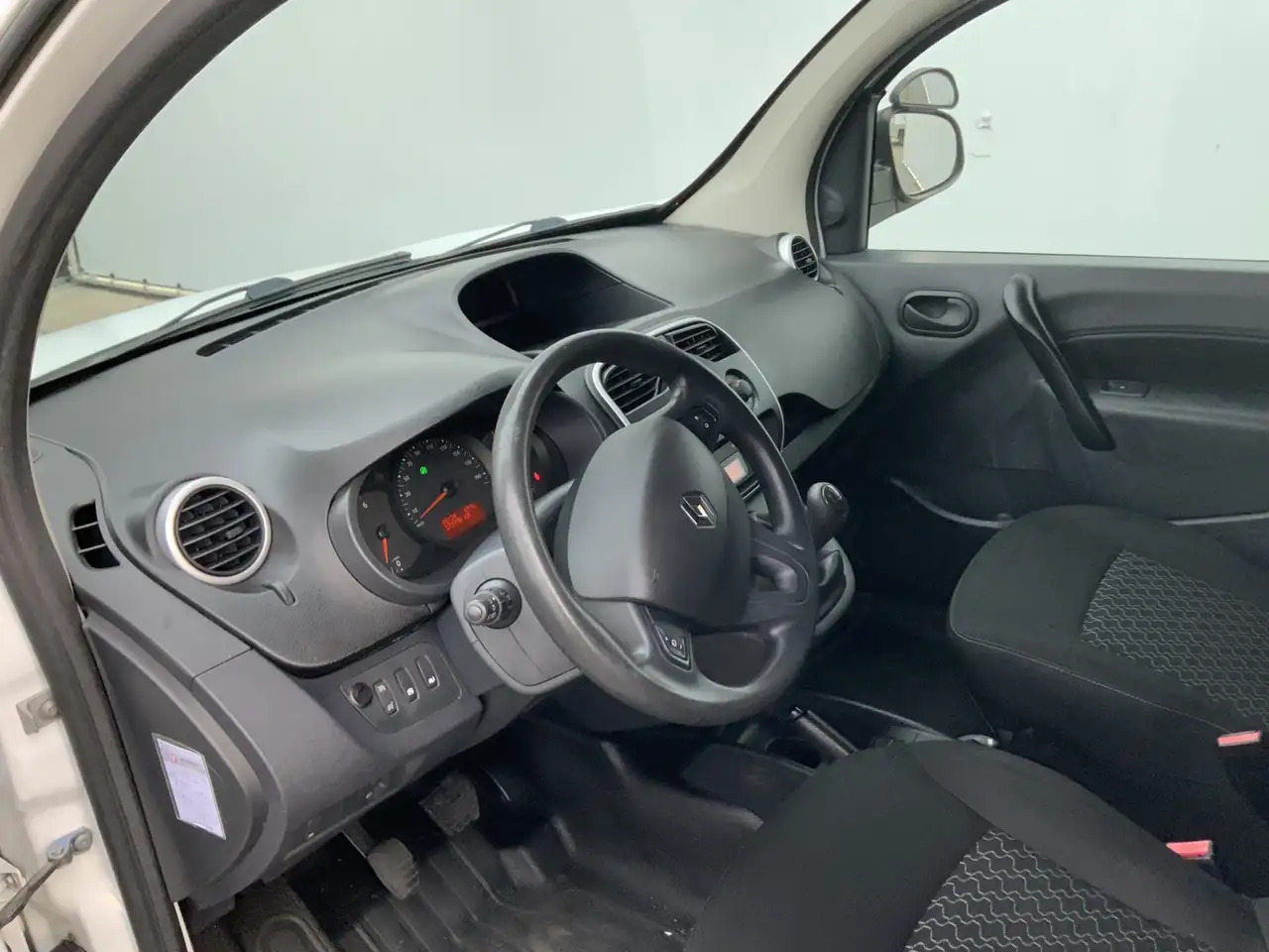 Renault Kangoo 1.5 dCi 90 Energy Luxe Airco Cruise Euro 6 - Pieni pakettiauto: kuva Renault Kangoo 1.5 dCi 90 Energy Luxe Airco Cruise Euro 6 - Pieni pakettiauto Renault Kangoo 1.5 dCi 90 Energy Luxe Airco Cruise Euro 6 - Pieni pakettiauto: kuva Renault Kangoo 1.5 dCi 90 Energy Luxe Airco Cruise Euro 6 - Pieni pakettiauto