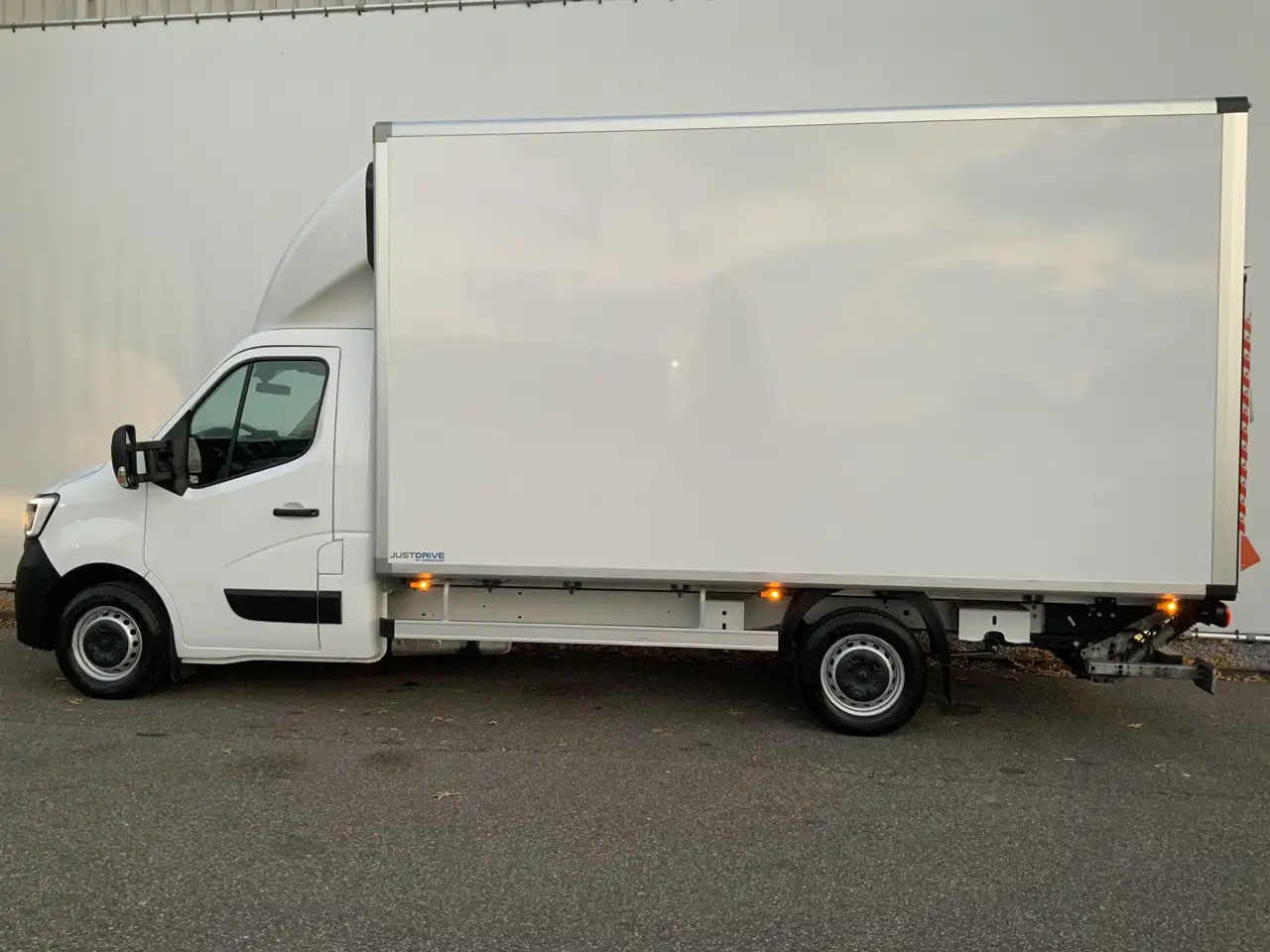 Renault Master T35 2.3 dCi 145 L3 Meubelbak&Klep Zijdeur Airco Cr - Jakeluauto: kuva Renault Master T35 2.3 dCi 145 L3 Meubelbak&Klep Zijdeur Airco Cr - Jakeluauto Renault Master T35 2.3 dCi 145 L3 Meubelbak&Klep Zijdeur Airco Cr - Jakeluauto: kuva Renault Master T35 2.3 dCi 145 L3 Meubelbak&Klep Zijdeur Airco Cr - Jakeluauto