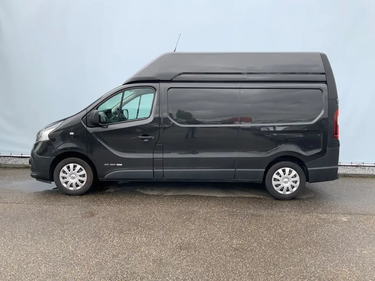 Renault Trafic 1.6 dCi T29 L2H2 Comfort Energy Airco Cruise 3 Zit - Pakettiauto: kuva Renault Trafic 1.6 dCi T29 L2H2 Comfort Energy Airco Cruise 3 Zit - Pakettiauto Renault Trafic 1.6 dCi T29 L2H2 Comfort Energy Airco Cruise 3 Zit - Pakettiauto: kuva Renault Trafic 1.6 dCi T29 L2H2 Comfort Energy Airco Cruise 3 Zit - Pakettiauto