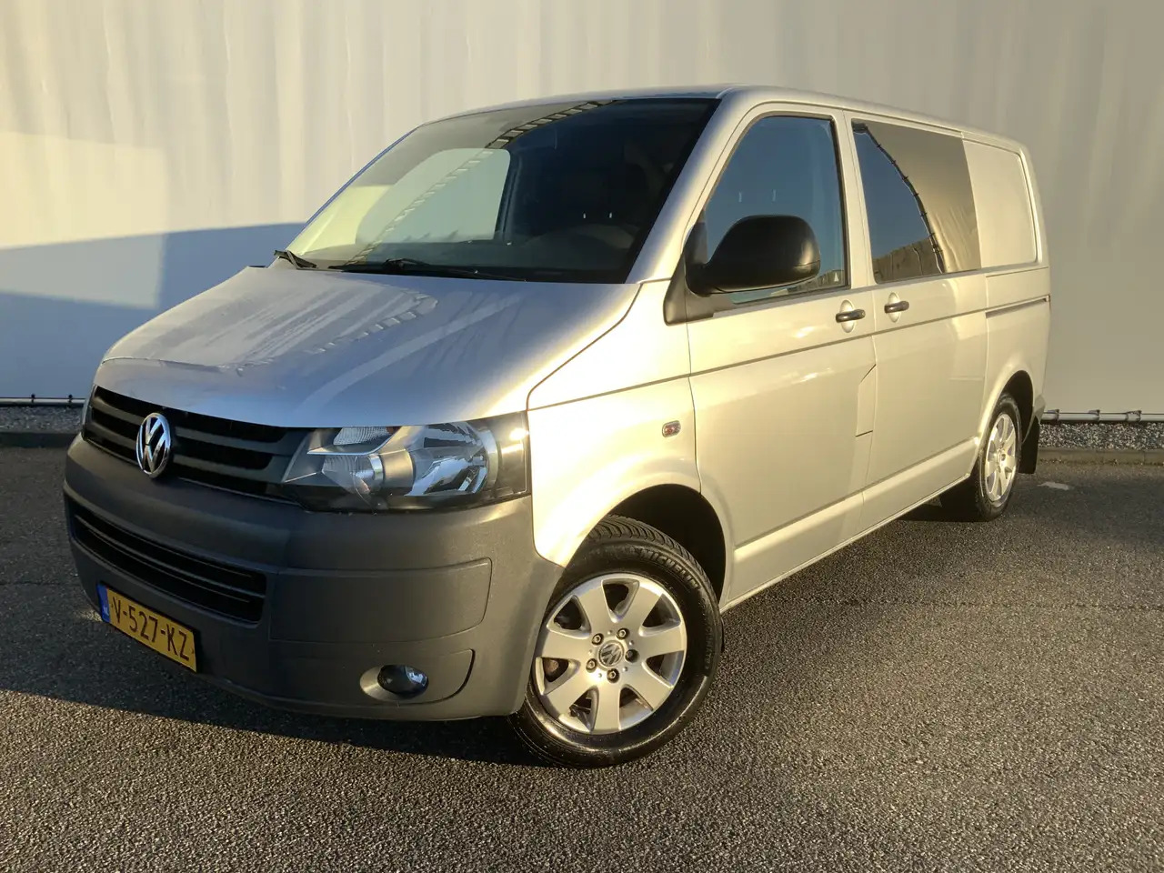 Volkswagen T5 Transporter 2.0 L1H2 Benzine Airco Navi Dub Schuifdeuren Leer - Pakettiauto: kuva Volkswagen T5 Transporter 2.0 L1H2 Benzine Airco Navi Dub Schuifdeuren Leer - Pakettiauto Volkswagen T5 Transporter 2.0 L1H2 Benzine Airco Navi Dub Schuifdeuren Leer - Pakettiauto: kuva Volkswagen T5 Transporter 2.0 L1H2 Benzine Airco Navi Dub Schuifdeuren Leer - Pakettiauto