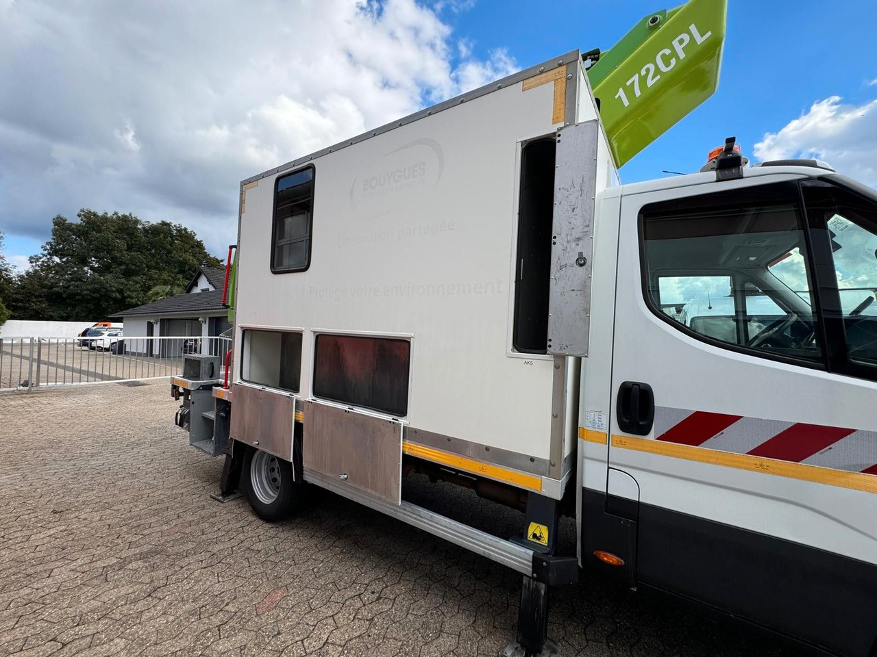 Iveco 70C18 Hubarbeitsbühne France Elevateur 172 CPL - Itsekulkevat henkilönostimet: kuva Iveco 70C18 Hubarbeitsbühne France Elevateur 172 CPL - Itsekulkevat henkilönostimet Iveco 70C18 Hubarbeitsbühne France Elevateur 172 CPL - Itsekulkevat henkilönostimet: kuva Iveco 70C18 Hubarbeitsbühne France Elevateur 172 CPL - Itsekulkevat henkilönostimet