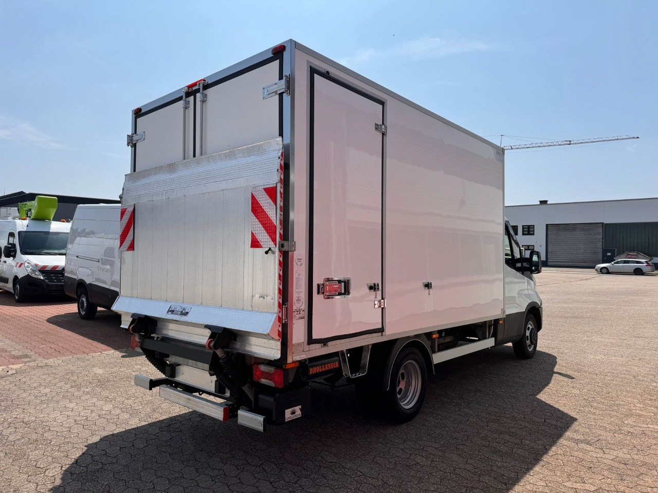 Iveco Daily 35C16 Tiefkühlkoffer Carrier Pulsor350 LWB - Kylmäauto: kuva  Iveco Daily 35C16 Tiefkühlkoffer Carrier Pulsor350 LWB - Kylmäauto Iveco Daily 35C16 Tiefkühlkoffer Carrier Pulsor350 LWB - Kylmäauto: kuva  Iveco Daily 35C16 Tiefkühlkoffer Carrier Pulsor350 LWB - Kylmäauto