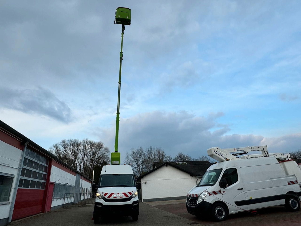 Leasing  Iveco Daily 70C15 Steiger France Elevateur 172 TPFcc Iveco Daily 70C15 Steiger France Elevateur 172 TPFcc: kuva Leasing  Iveco Daily 70C15 Steiger France Elevateur 172 TPFcc Iveco Daily 70C15 Steiger France Elevateur 172 TPFcc