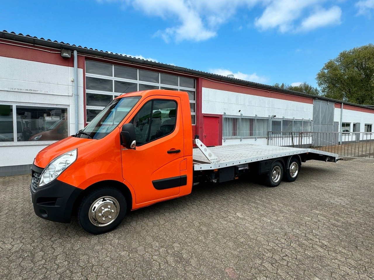 Renault Master Autotransporter - Kuljetin kuorma-auto: kuva Renault Master Autotransporter - Kuljetin kuorma-auto Renault Master Autotransporter - Kuljetin kuorma-auto: kuva Renault Master Autotransporter - Kuljetin kuorma-auto