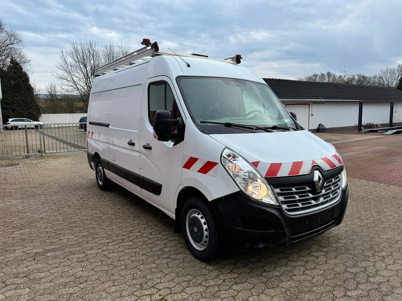 Renault Master Werkstattwagen Kastenwagen EURO 6 - Pakettiauto: kuva Renault Master Werkstattwagen Kastenwagen EURO 6 - Pakettiauto Renault Master Werkstattwagen Kastenwagen EURO 6 - Pakettiauto: kuva Renault Master Werkstattwagen Kastenwagen EURO 6 - Pakettiauto