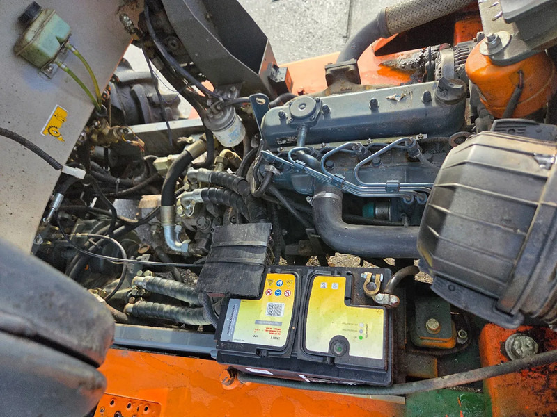 AUSA C150H 4WD heftruck met sideshift - Dieseltrukki: kuva AUSA C150H 4WD heftruck met sideshift - Dieseltrukki AUSA C150H 4WD heftruck met sideshift - Dieseltrukki: kuva AUSA C150H 4WD heftruck met sideshift - Dieseltrukki