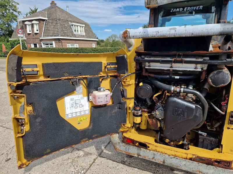 Caterpillar 216B3 schranklader met 1191 uur - Liukuohjattu kuormaaja: kuva Caterpillar 216B3 schranklader met 1191 uur - Liukuohjattu kuormaaja Caterpillar 216B3 schranklader met 1191 uur - Liukuohjattu kuormaaja: kuva Caterpillar 216B3 schranklader met 1191 uur - Liukuohjattu kuormaaja