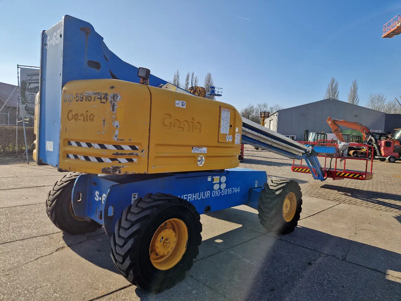 Genie S65 4X4 - Kuukulkija: kuva Genie S65 4X4 - Kuukulkija Genie S65 4X4 - Kuukulkija: kuva Genie S65 4X4 - Kuukulkija
