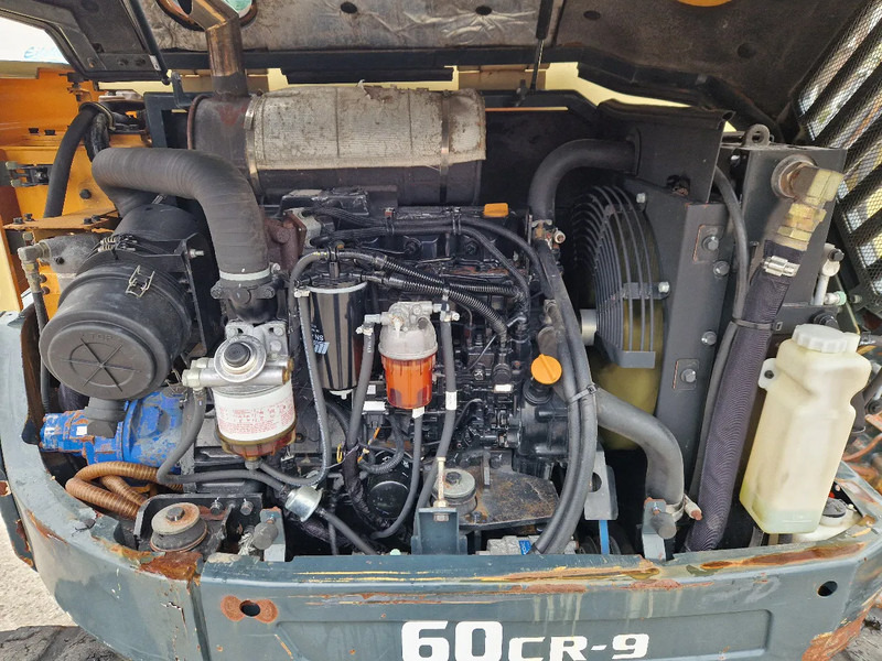 Hyundai Robex CR60-9 met airco en 3 bakken - Minikuormaaja: kuva Hyundai Robex CR60-9 met airco en 3 bakken - Minikuormaaja Hyundai Robex CR60-9 met airco en 3 bakken - Minikuormaaja: kuva Hyundai Robex CR60-9 met airco en 3 bakken - Minikuormaaja