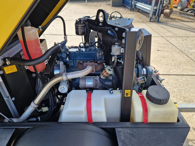 Kaeser M20.2 in zeer nette staat! - Ilmakompressori: kuva Kaeser M20.2 in zeer nette staat! - Ilmakompressori Kaeser M20.2 in zeer nette staat! - Ilmakompressori: kuva Kaeser M20.2 in zeer nette staat! - Ilmakompressori