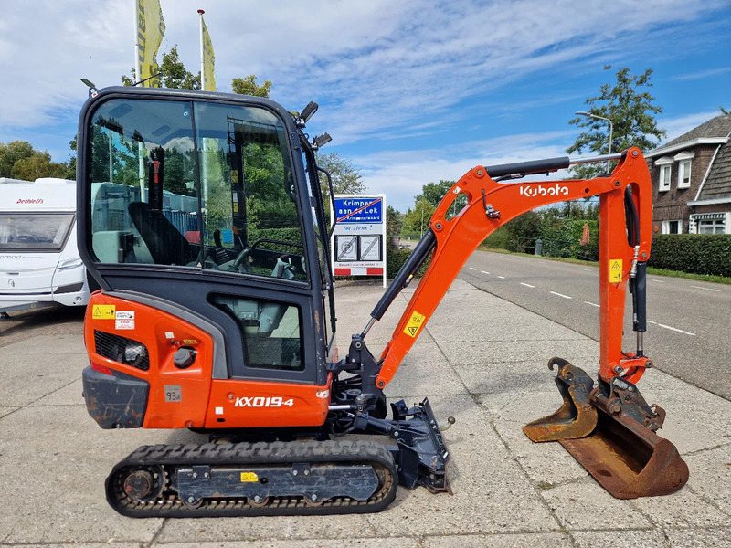 Kubota KX019-4 met 1990 uur - Minikuormaaja: kuva Kubota KX019-4 met 1990 uur - Minikuormaaja Kubota KX019-4 met 1990 uur - Minikuormaaja: kuva Kubota KX019-4 met 1990 uur - Minikuormaaja