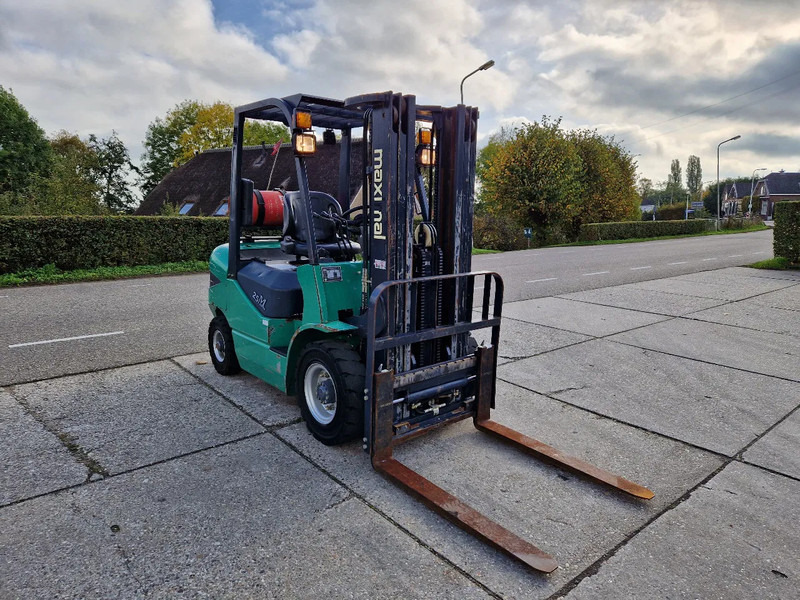 Maximal Nissan Zhejiang 2.5 ton LPG LOW HOURS - Kaasutrukki: kuva Maximal Nissan Zhejiang 2.5 ton LPG LOW HOURS - Kaasutrukki Maximal Nissan Zhejiang 2.5 ton LPG LOW HOURS - Kaasutrukki: kuva Maximal Nissan Zhejiang 2.5 ton LPG LOW HOURS - Kaasutrukki