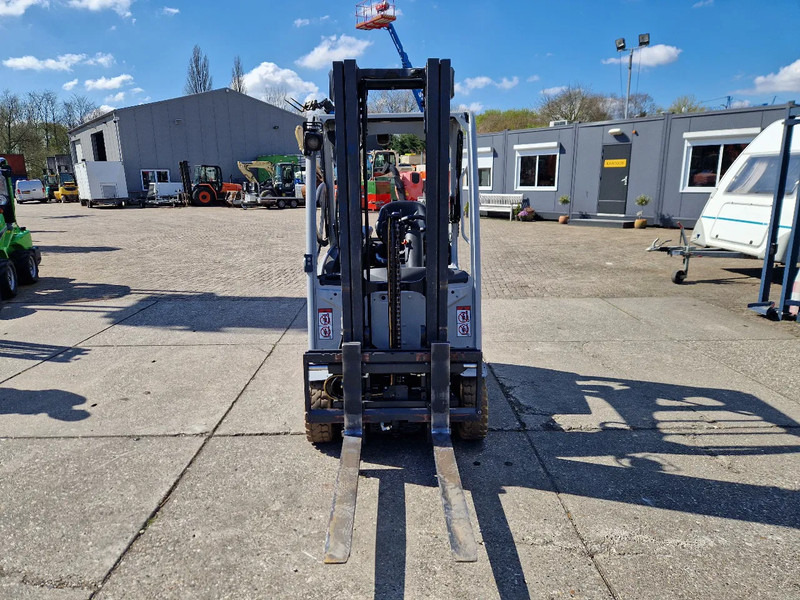 Still RX20-16 met nieuwe veiligheidskeuring - Sähkötrukki: kuva Still RX20-16 met nieuwe veiligheidskeuring - Sähkötrukki Still RX20-16 met nieuwe veiligheidskeuring - Sähkötrukki: kuva Still RX20-16 met nieuwe veiligheidskeuring - Sähkötrukki