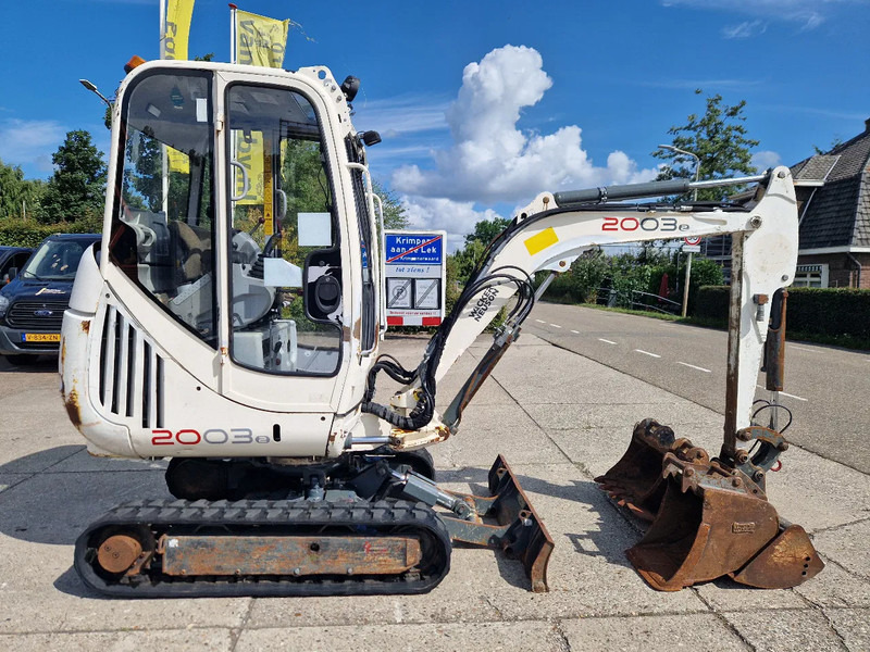 WACKER NEUSON 2003RD met nivelleersysteem - Minikuormaaja: kuva WACKER NEUSON 2003RD met nivelleersysteem - Minikuormaaja WACKER NEUSON 2003RD met nivelleersysteem - Minikuormaaja: kuva WACKER NEUSON 2003RD met nivelleersysteem - Minikuormaaja