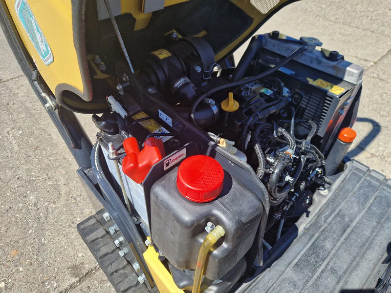 Yanmar SV08-1A gewicht 960kg. - Minikuormaaja: kuva Yanmar SV08-1A gewicht 960kg. - Minikuormaaja Yanmar SV08-1A gewicht 960kg. - Minikuormaaja: kuva Yanmar SV08-1A gewicht 960kg. - Minikuormaaja