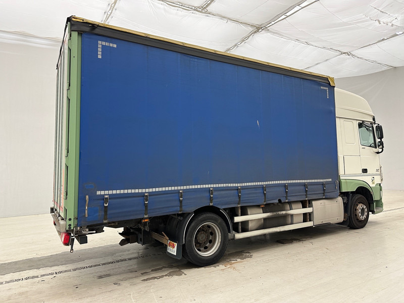 DAF XF 460 Super Space Cab - Pressukapelli kuorma-auto: kuva DAF XF 460 Super Space Cab - Pressukapelli kuorma-auto DAF XF 460 Super Space Cab - Pressukapelli kuorma-auto: kuva DAF XF 460 Super Space Cab - Pressukapelli kuorma-auto